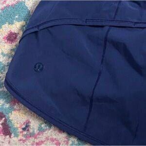 navy blue lululemon shorts
